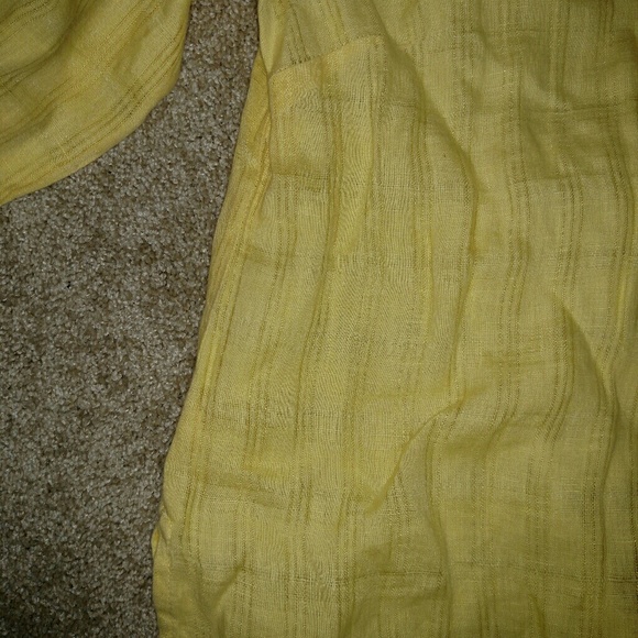 Summer Button Up - Picture 2 of 3